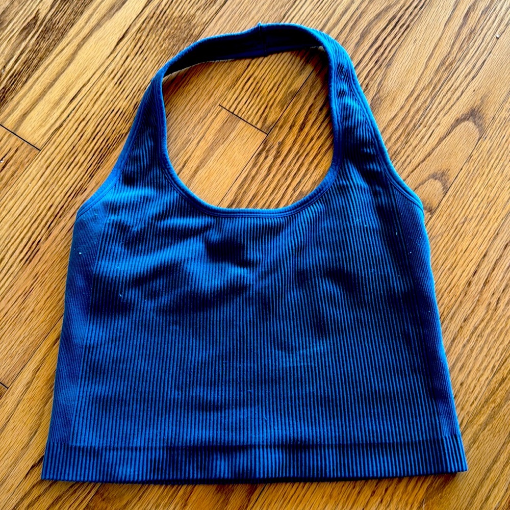 Vuori workout top